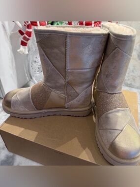 UGG Shimmer Boots ✨ Gold Glitter | Size 11 | BNWT